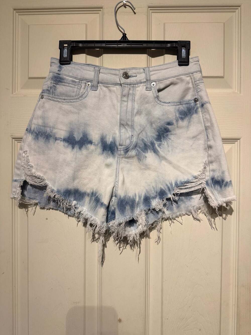 American Eagle Tie Dye Highest Rise Mom Shorts Distressed Denim Blue US size 2
